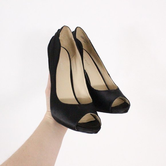 *Nine West Black Stain Studded Peep Toe Pumps Flatteringo High Heels - Picture 2 of 6